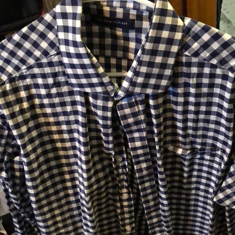 Tommy Hilfiger shirt, shoot a price